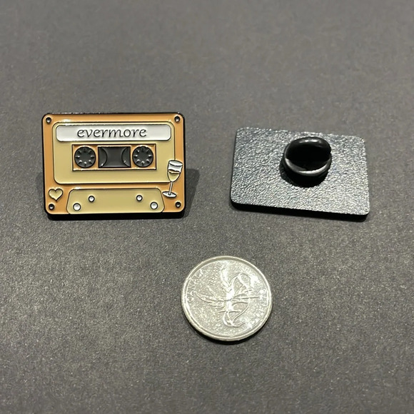 Taylor Swift Evermore Cassette Metal Enamel Pin - Picture 2 of 2